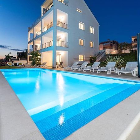 Apartment Deluxe Villa Carlotta Задар Екстериор снимка
