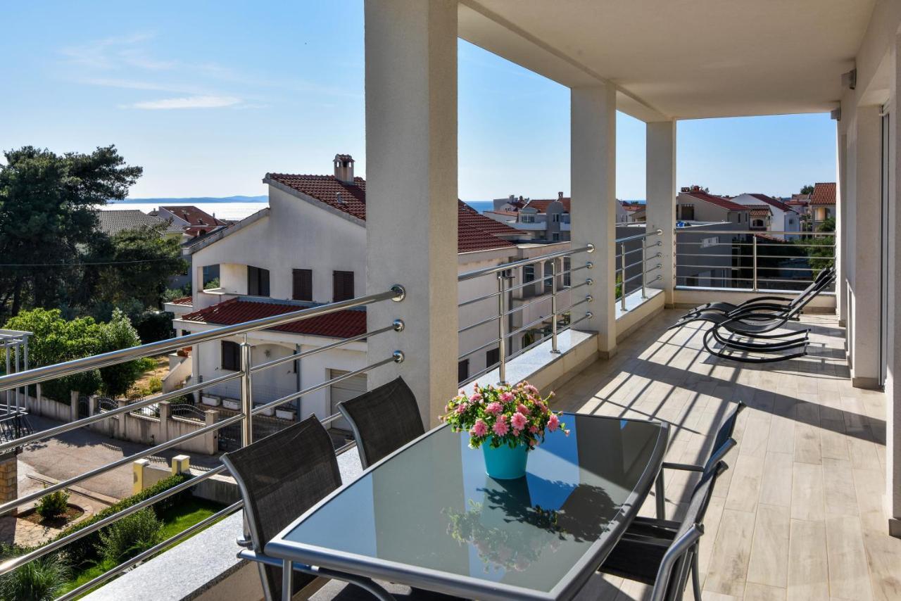Apartment Deluxe Villa Carlotta Задар Екстериор снимка
