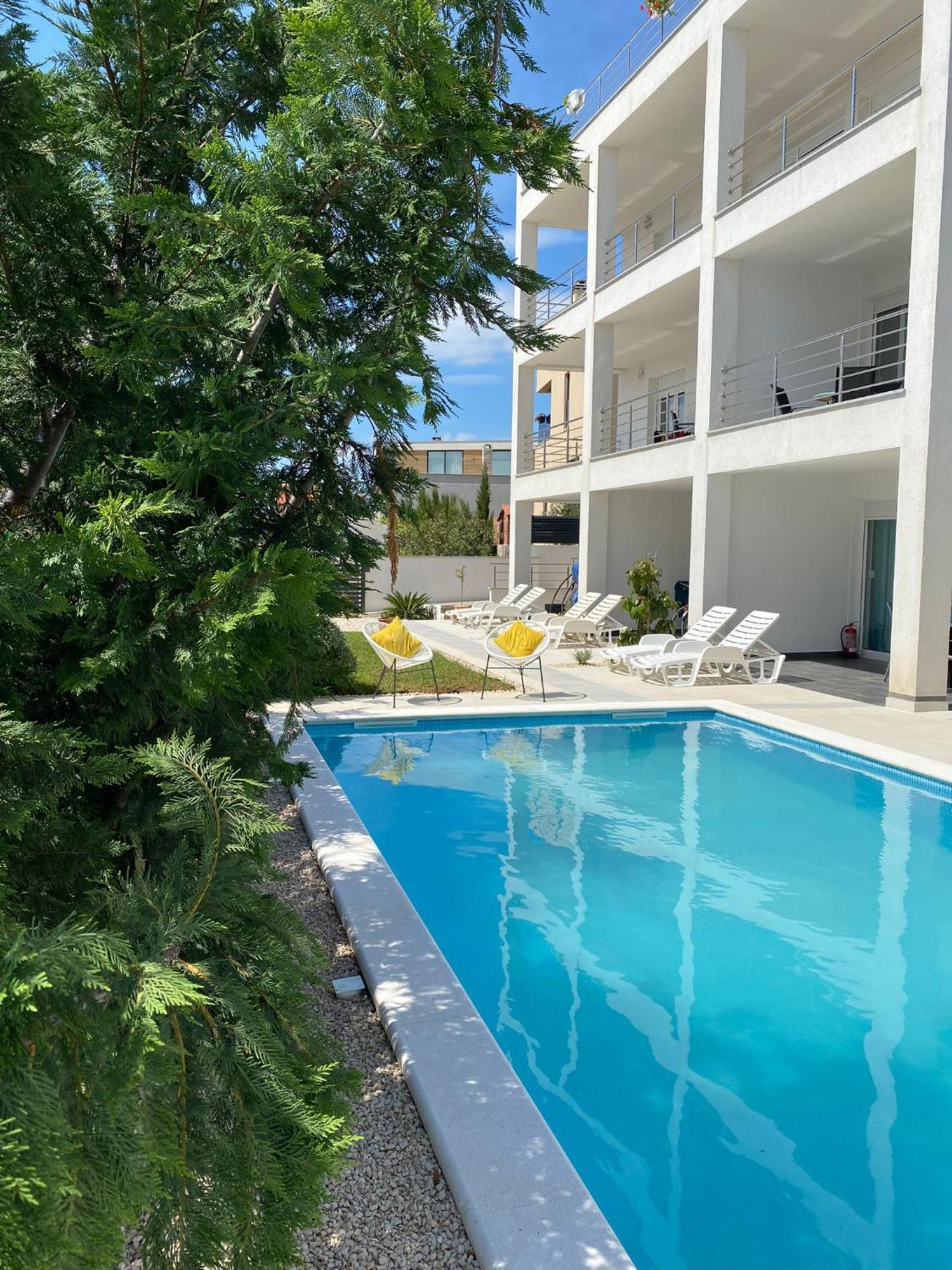 Apartment Deluxe Villa Carlotta Задар Екстериор снимка