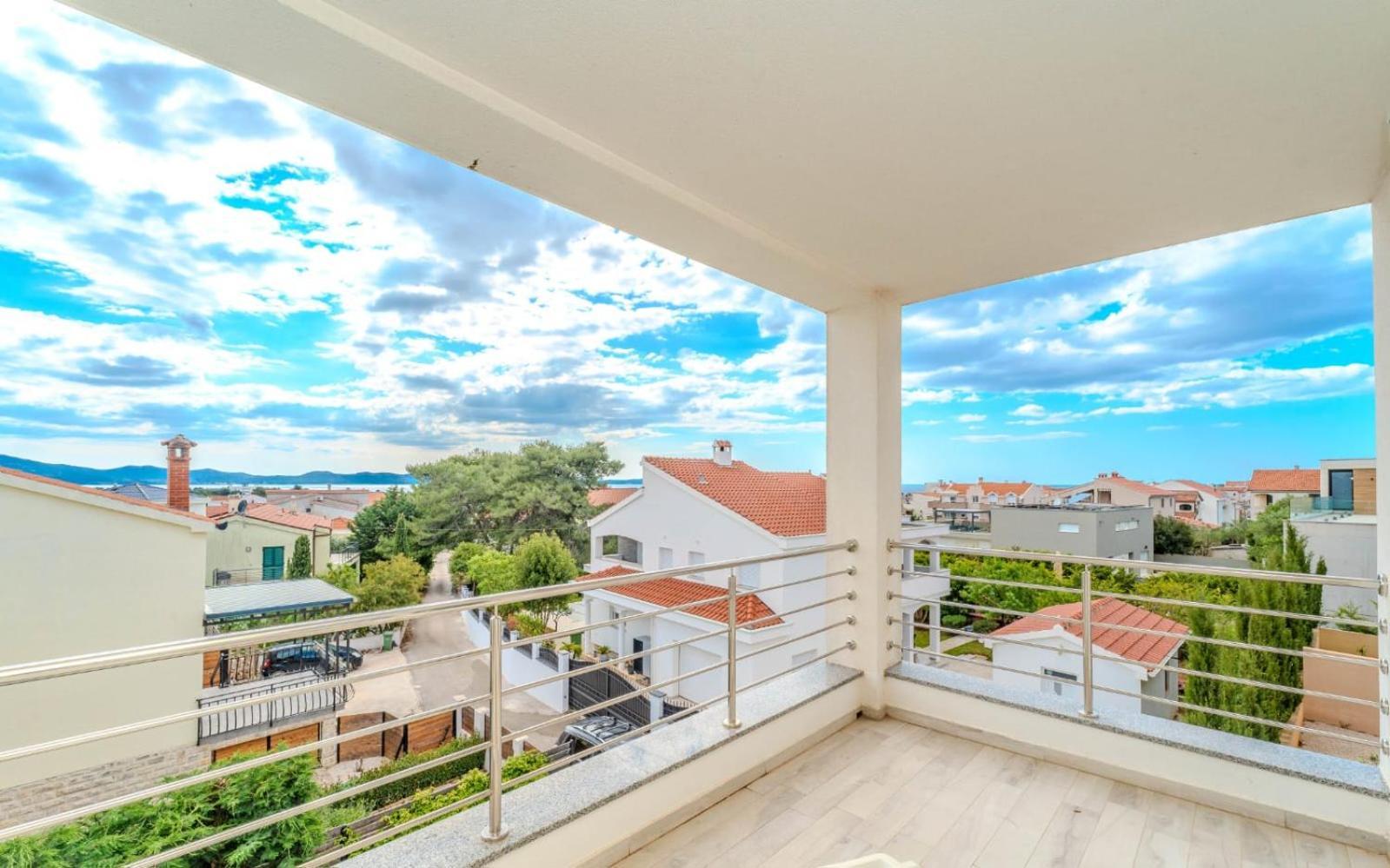 Apartment Deluxe Villa Carlotta Задар Екстериор снимка